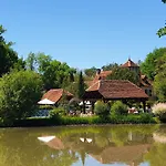 Moulin Du Soustre Couette-café