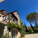 Couette-café Moulin Du Soustre 4*