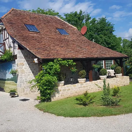 Moulin Du Soustre Bed & Breakfast