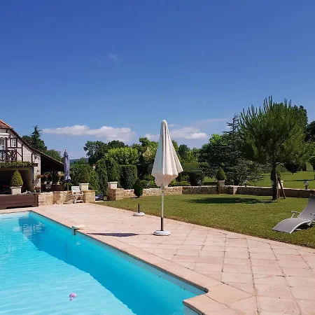 Moulin Du Soustre Bed & Breakfast Cavagnac