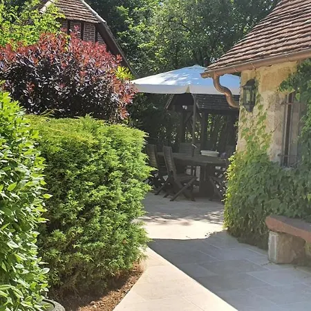 Nocleg ze śniadaniem Moulin Du Soustre 4*