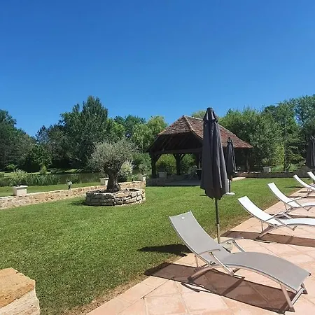 Nocleg ze śniadaniem Moulin Du Soustre 4*